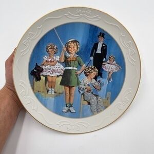 Brand New: Vintage Shirley Temple “Stand Up And Cheer” collectors plate